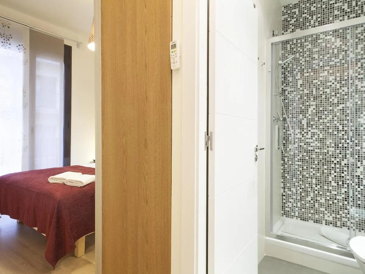 Click&Flat Arago Apartment Barcelona